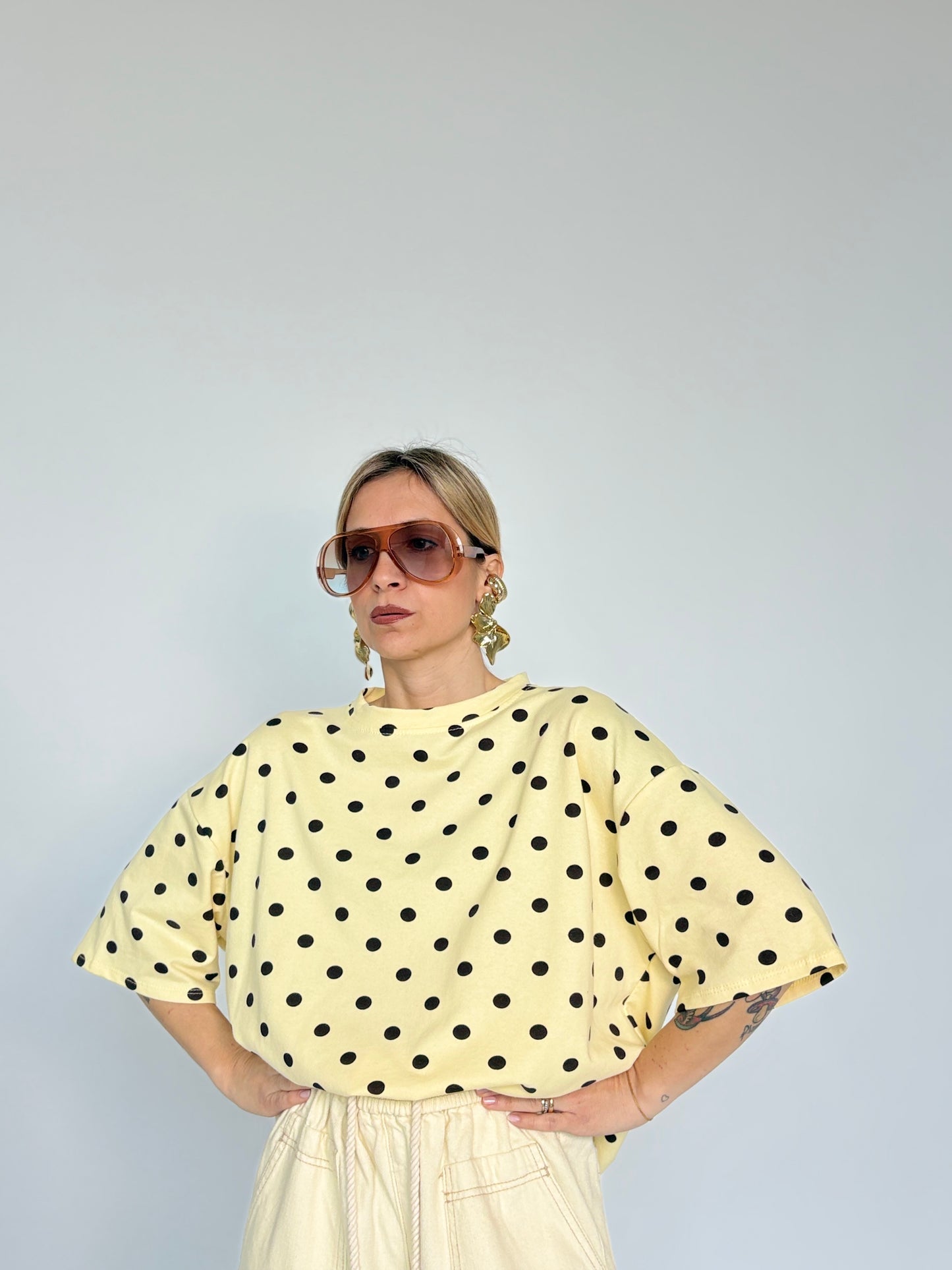 t-shirt a pois